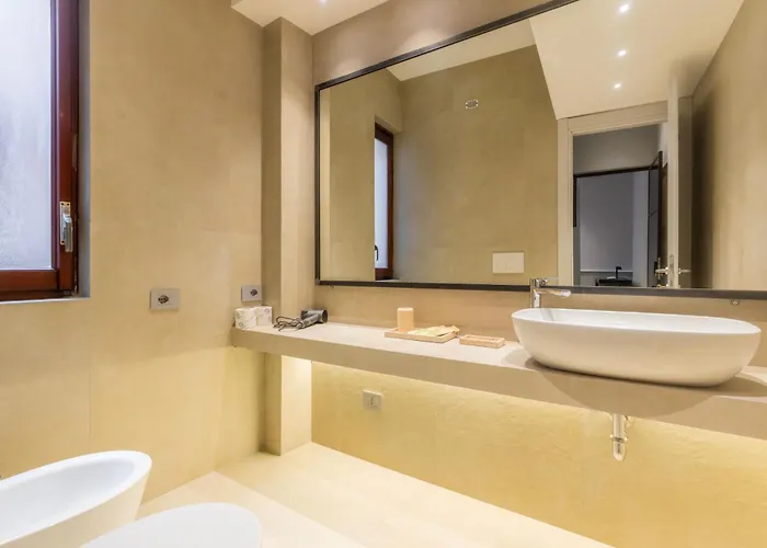 Spiriti 3, Piazza Di Pietra Apartman